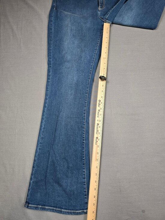 Coldwater Creek Mid Rise Bootcut Blue Denim Jeans Size 14 Cotton Blend NEW - Picture 4 of 5